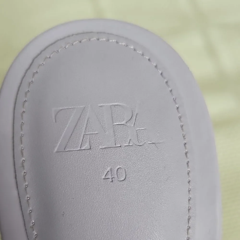 Zara Women's Purple Strappy Heels - Picture 12 of 16